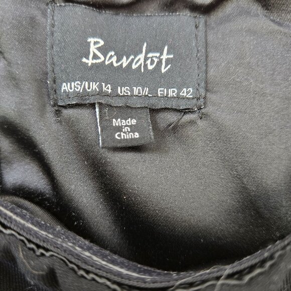 Bardot Off the Shoulder Bell Sleeve Sheath Dress Size 10 - Picture 3 of 8